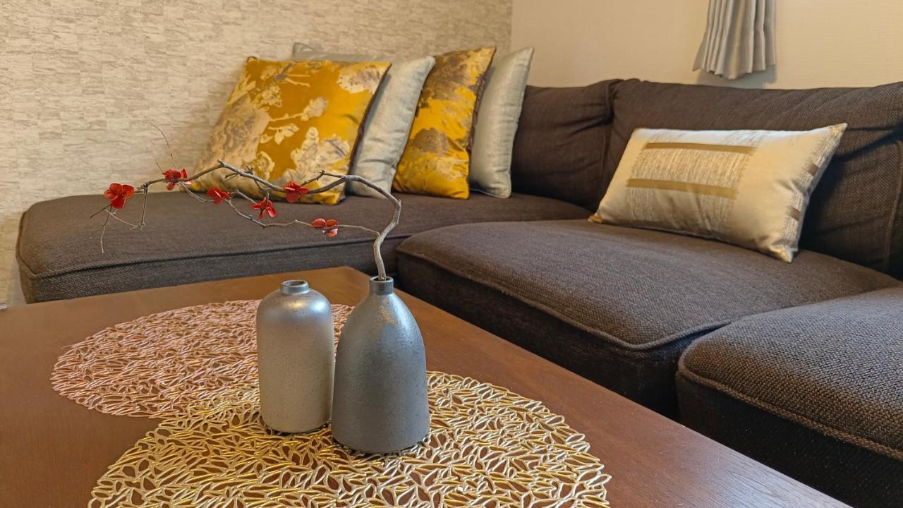 Tsukiyume Kan - House With Parking, 10Mins To Usj, Tennoji, Namba Осака Экстерьер фото